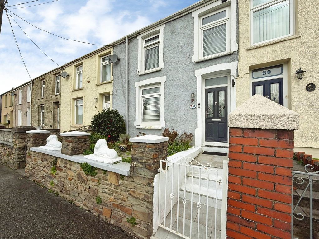 Property photo 2 of 23