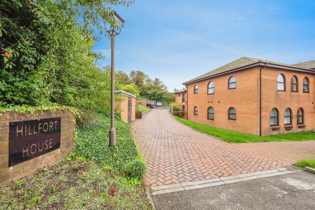 Property photo 2 of 10