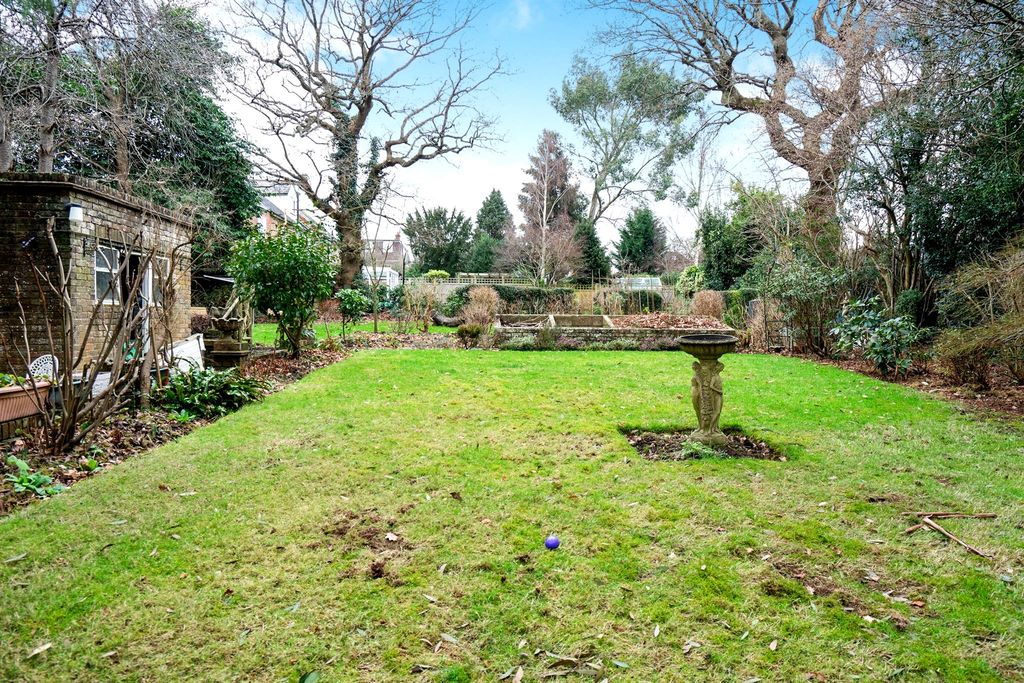 Property photo 3 of 14