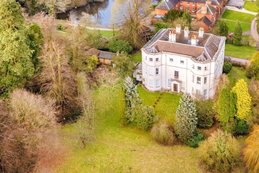 Property photo 2 of 29 Aerial 1