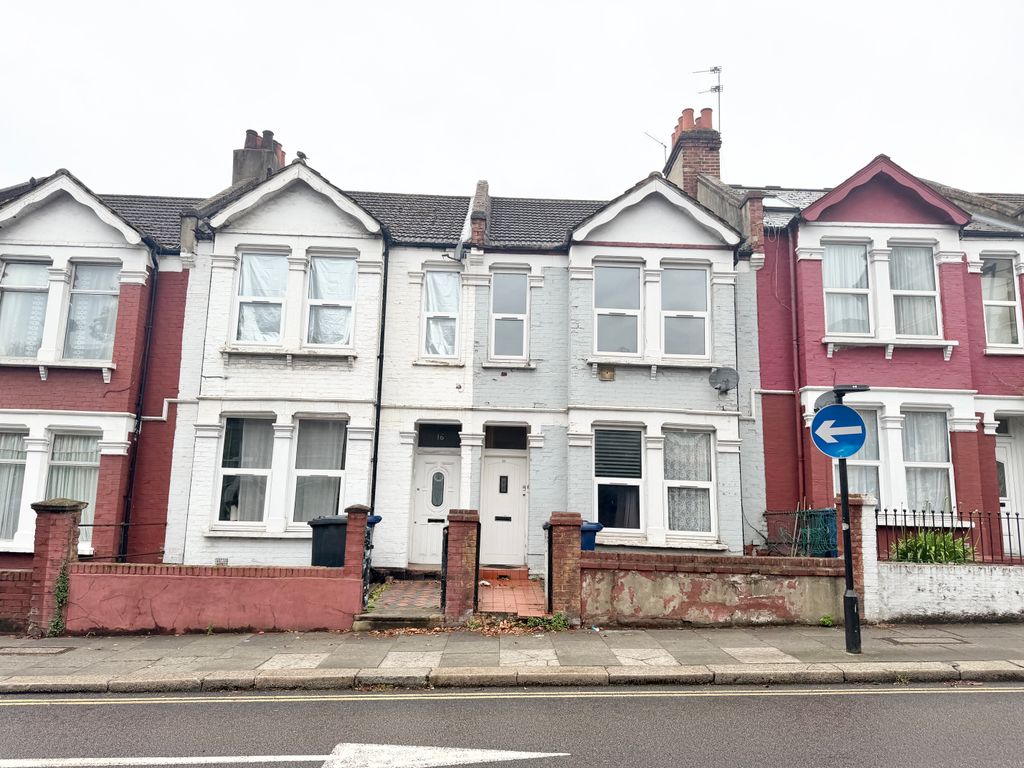 Property photo 1 of 14