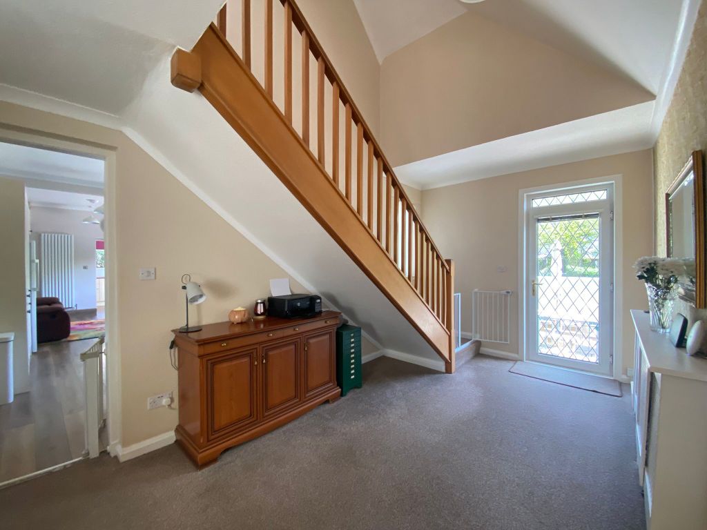 Property photo 2 of 21