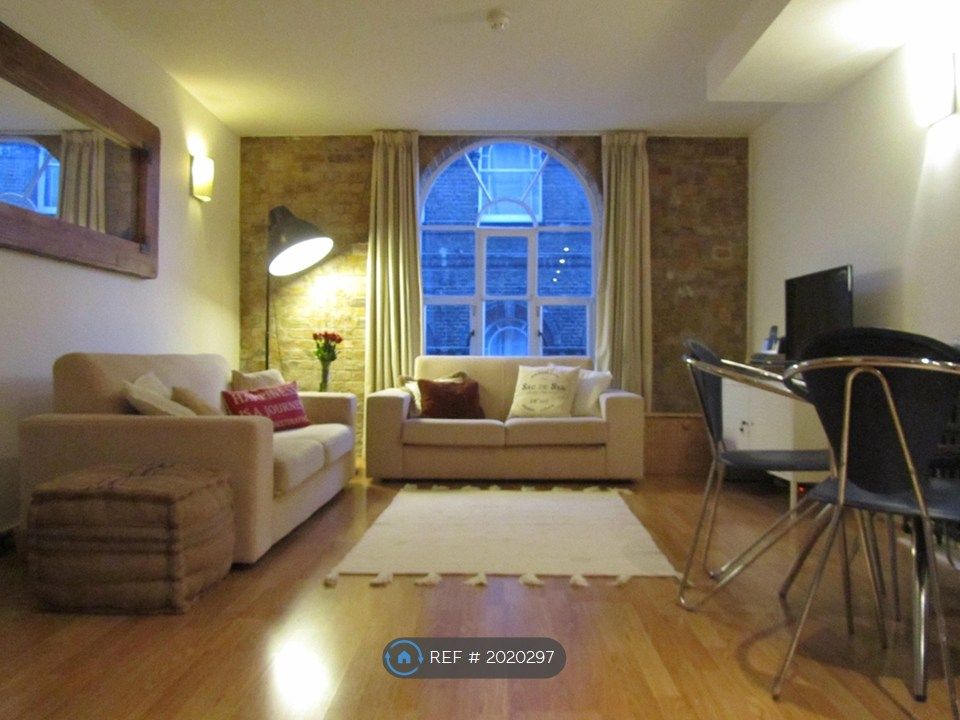 Property photo 1 of 8 Living Room