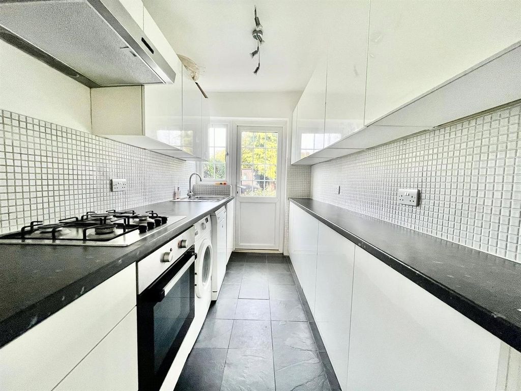 Property photo 3 of 9 Picture No. 04