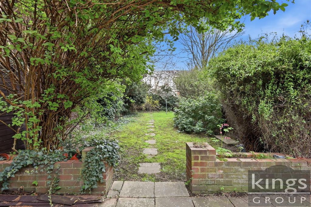 Property photo 2 of 16