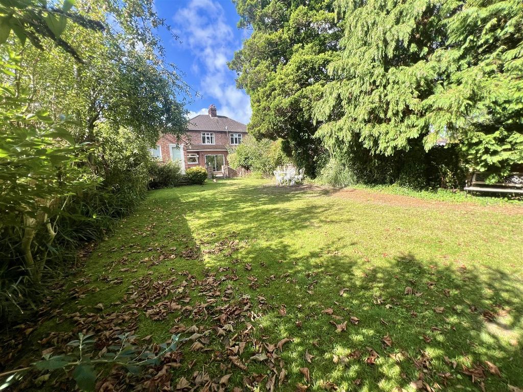 Property photo 2 of 17 Img_9403.Jpeg