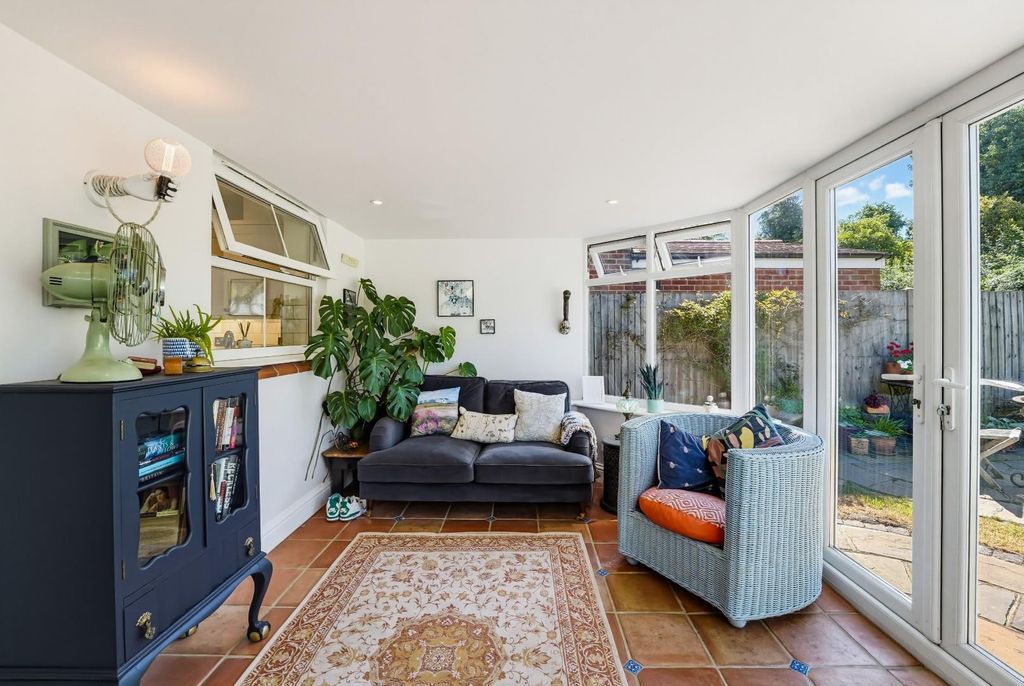 Property photo 3 of 14 Greenacres