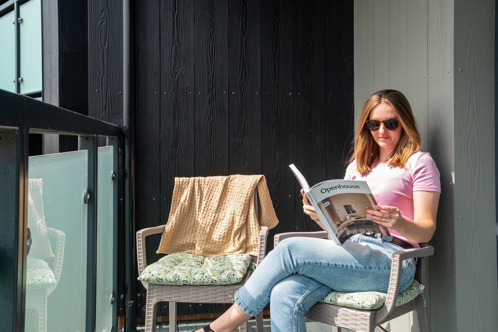 Property photo 2 of 9 Relax And Enjoy Your Outside Space