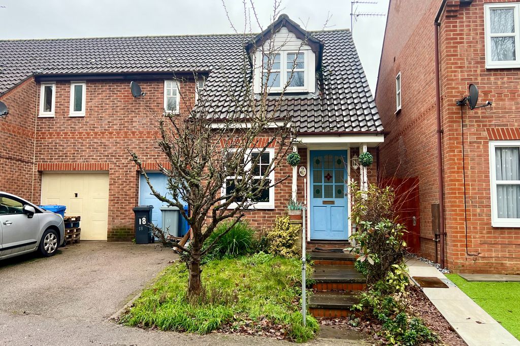 Property photo 1 of 8