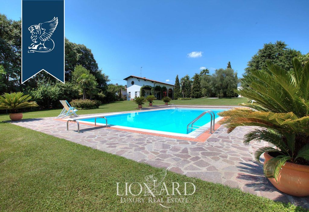 Property photo 1 of 44 Ref. 3238