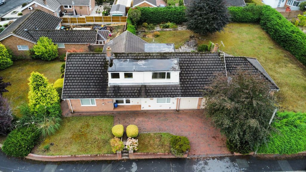 Property photo 1 of 41
