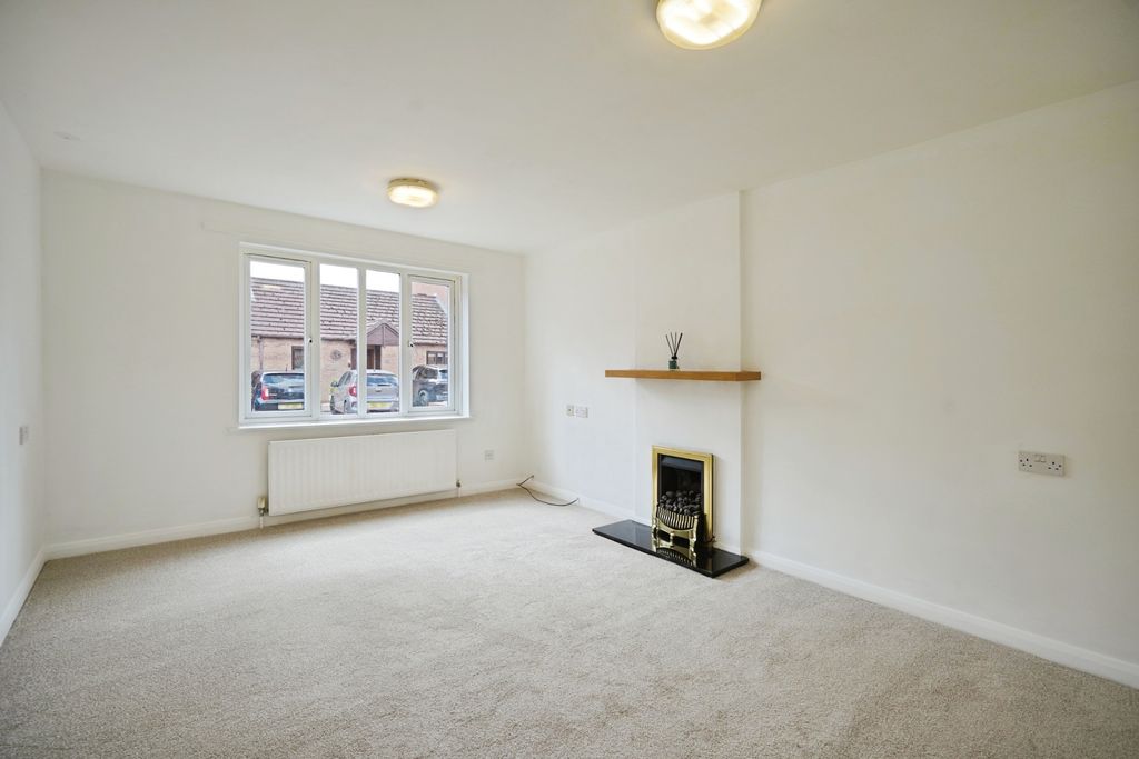 Property photo 2 of 17 Pbox-Img.Jpg