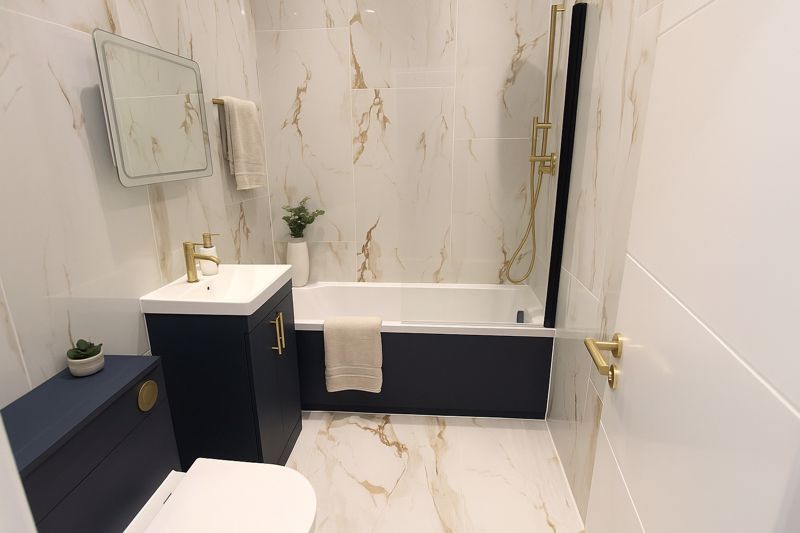 Property photo 3 of 10 Photo 11