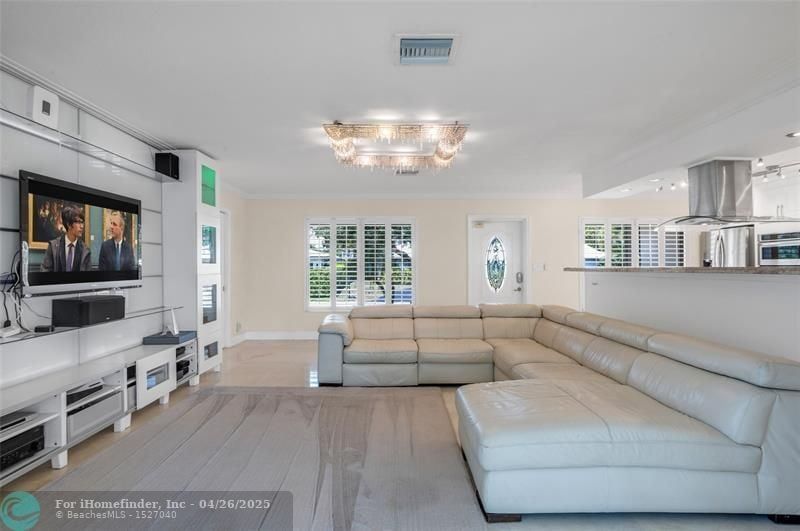 Property photo 3 of 10 <Alttext/>