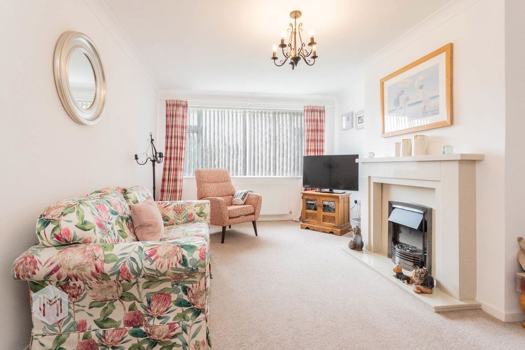 Property photo 3 of 30 Photograph