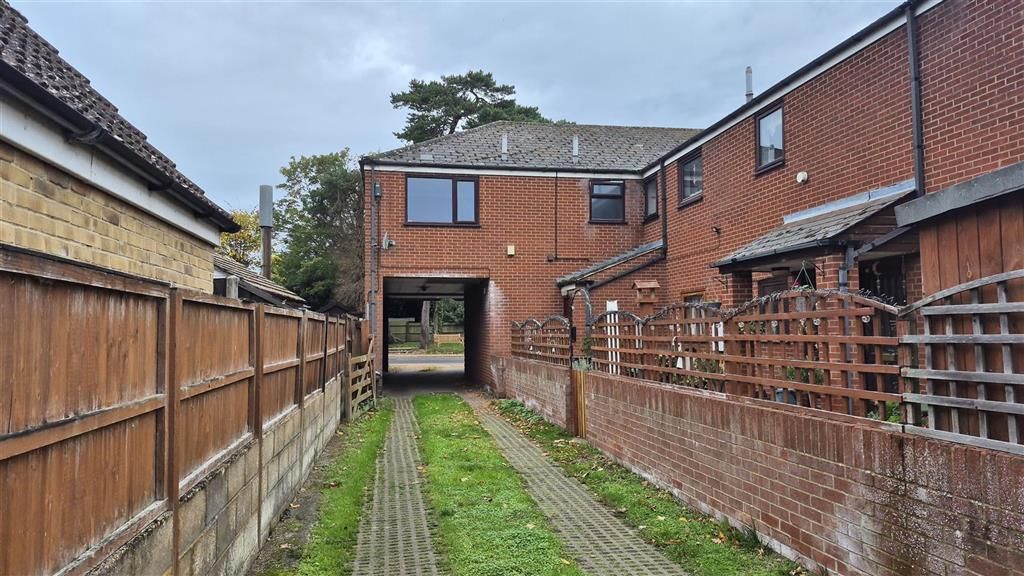 Property photo 3 of 5