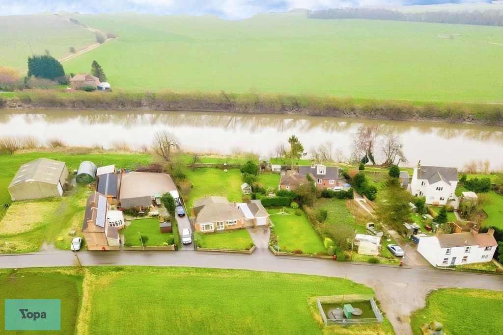 Property photo 3 of 25 Drone Footage