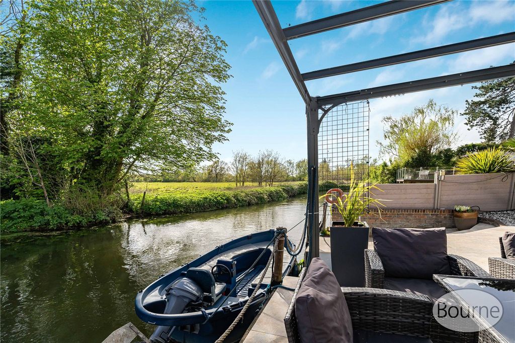 Property photo 1 of 27 Picture No. 19