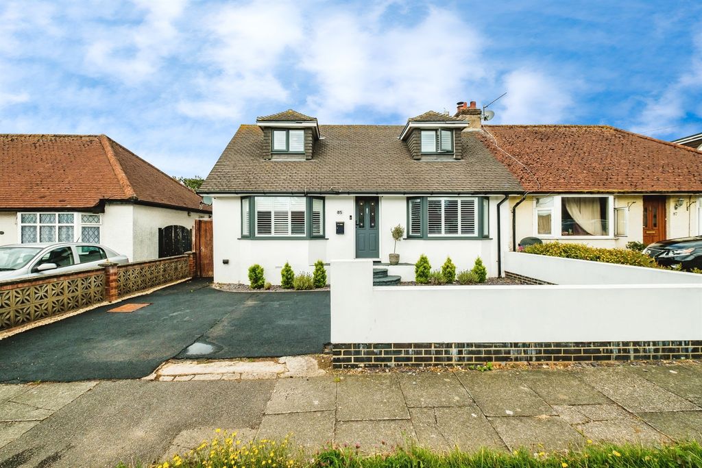Property photo 1 of 26