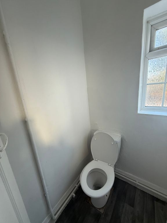 Property photo 3 of 4