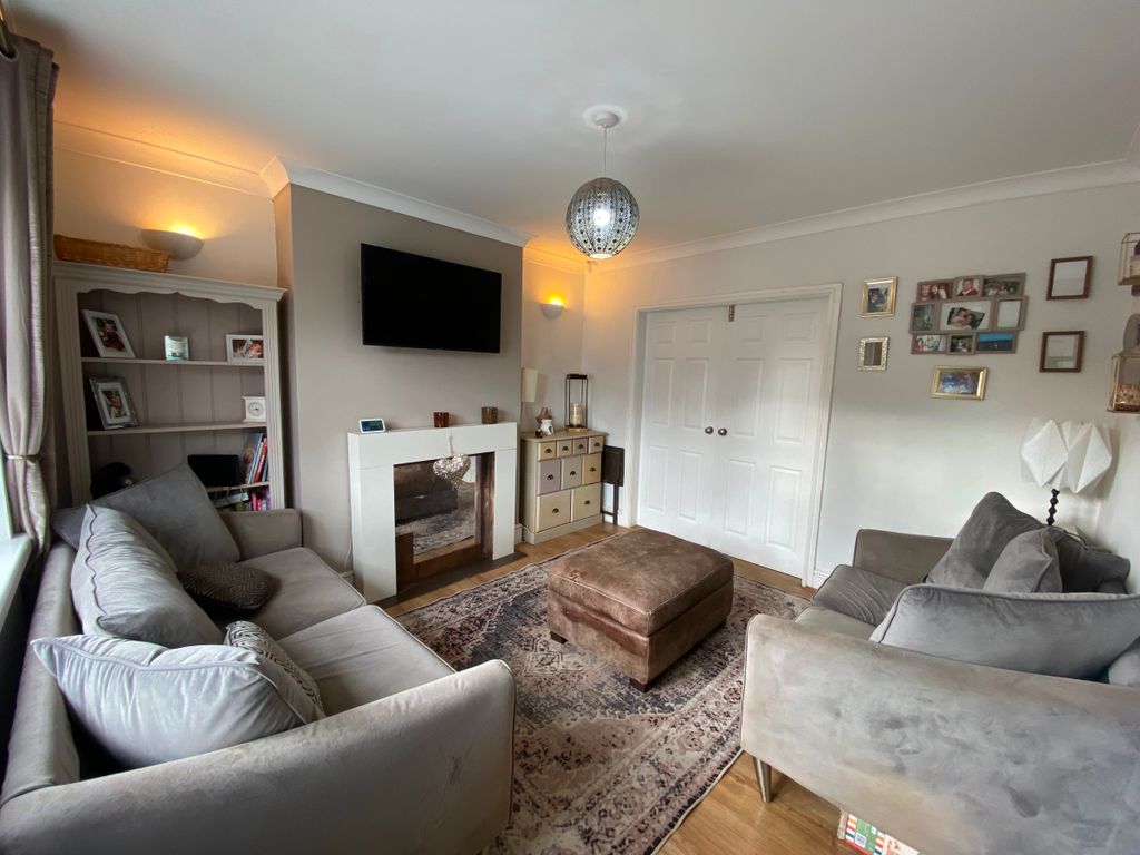 Property photo 3 of 23