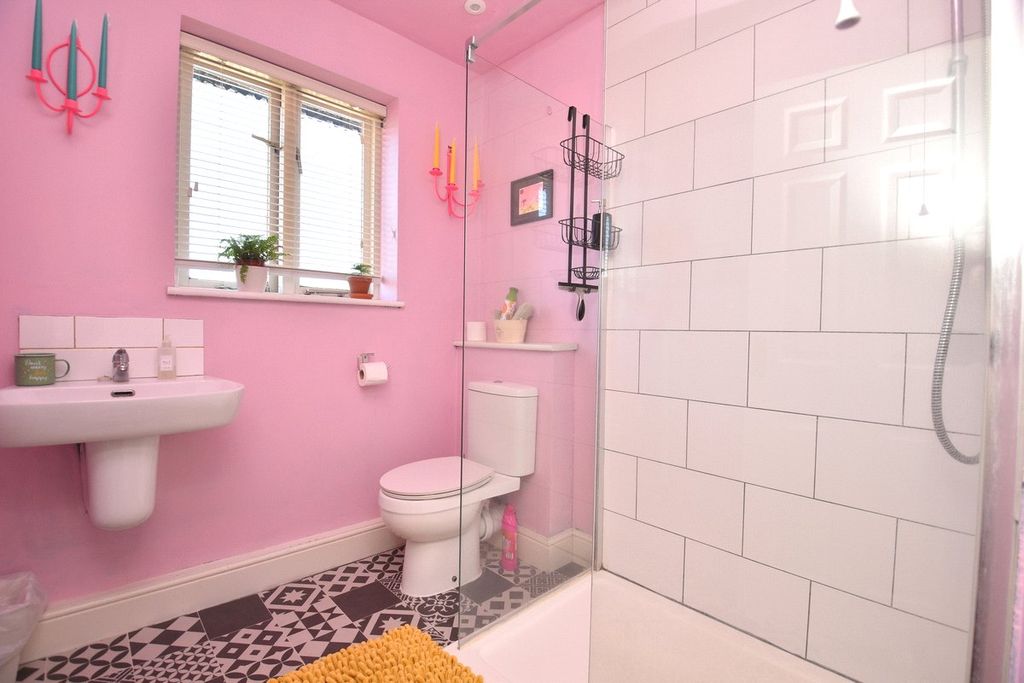 Property photo 3 of 13 Picture 3