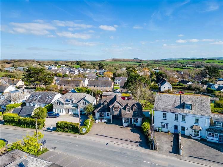 Property photo 2 of 20