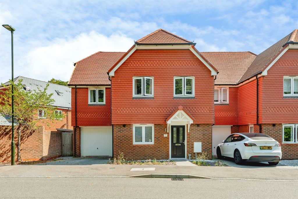 Property photo 1 of 16