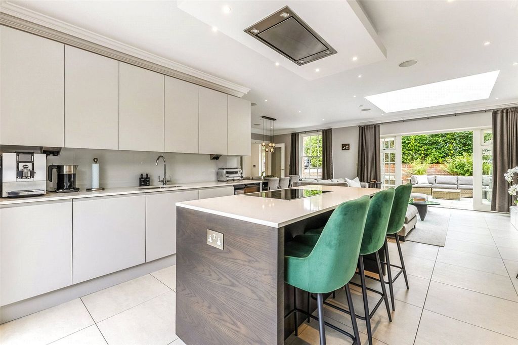 Property photo 2 of 13 Kitchen