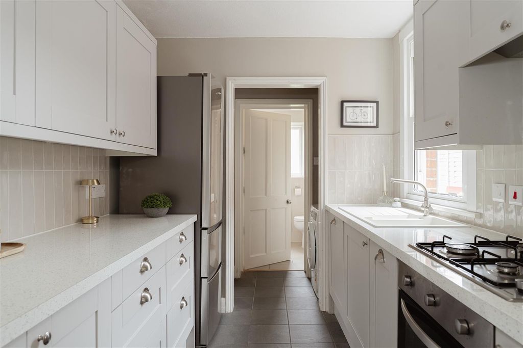 Property photo 3 of 16 8.Jpg