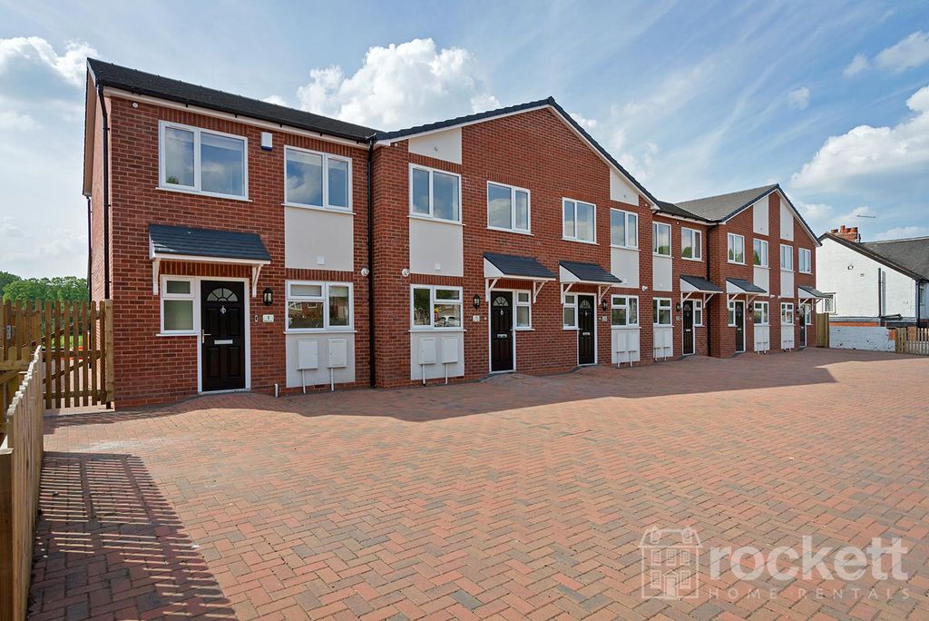 Property photo 2 of 32 1_Hanchurchterrance_