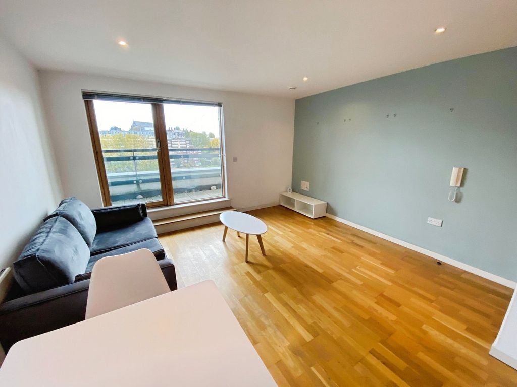 Property photo 3 of 10 Picture No. 41