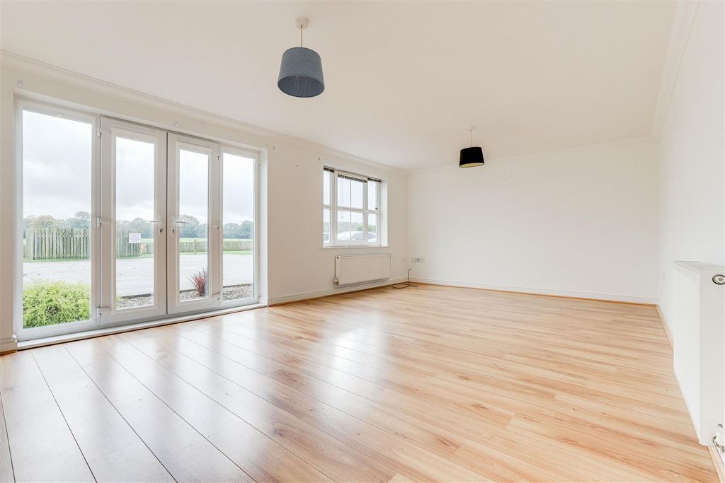 Property photo 2 of 20 Img_4768-Img_4772.Jpg