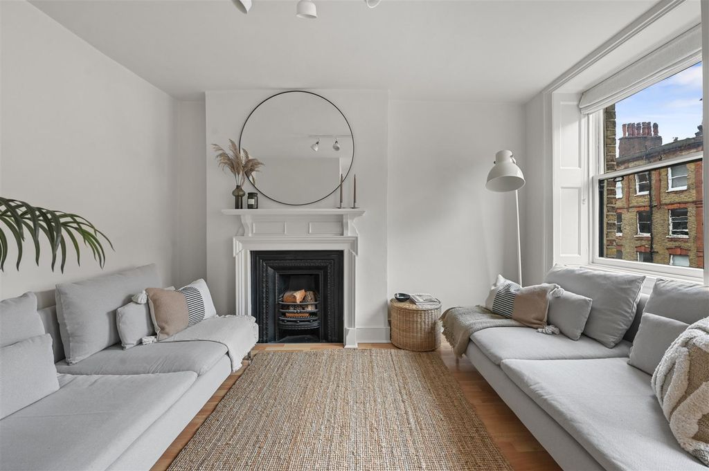 Property photo 1 of 12 1.Jpg