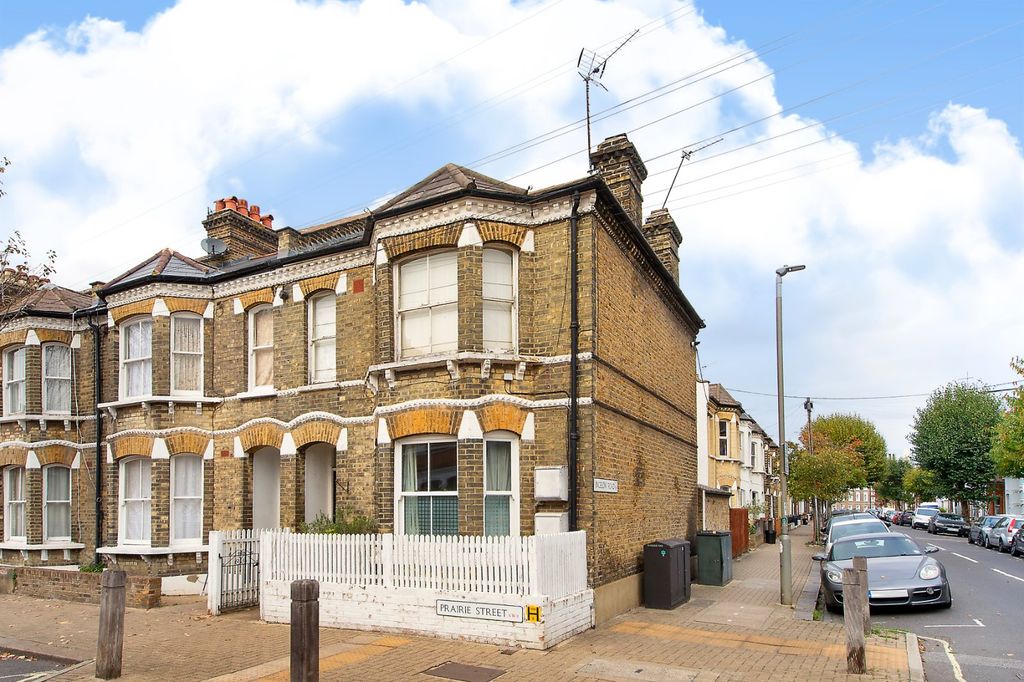 Property photo 3 of 12