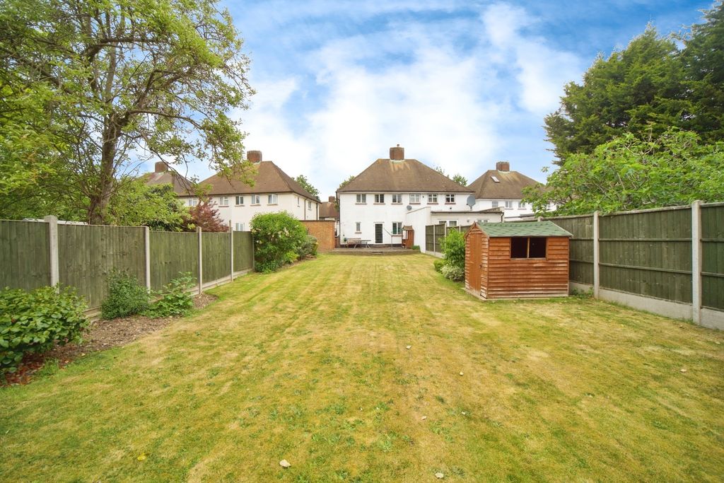 Property photo 2 of 17 Photo