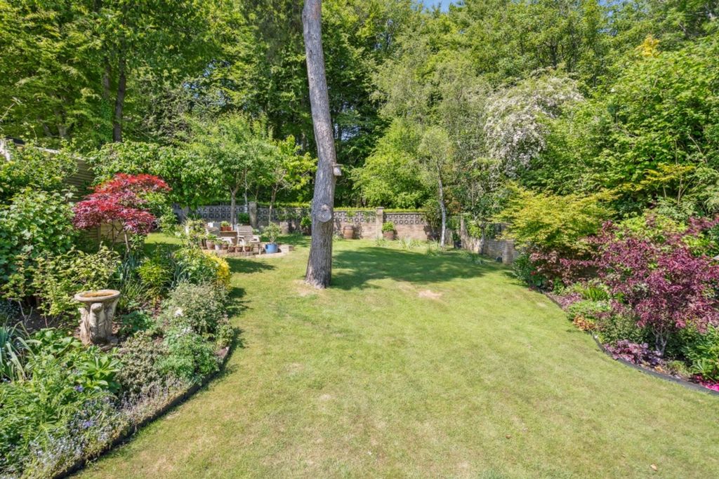 Property photo 3 of 15
