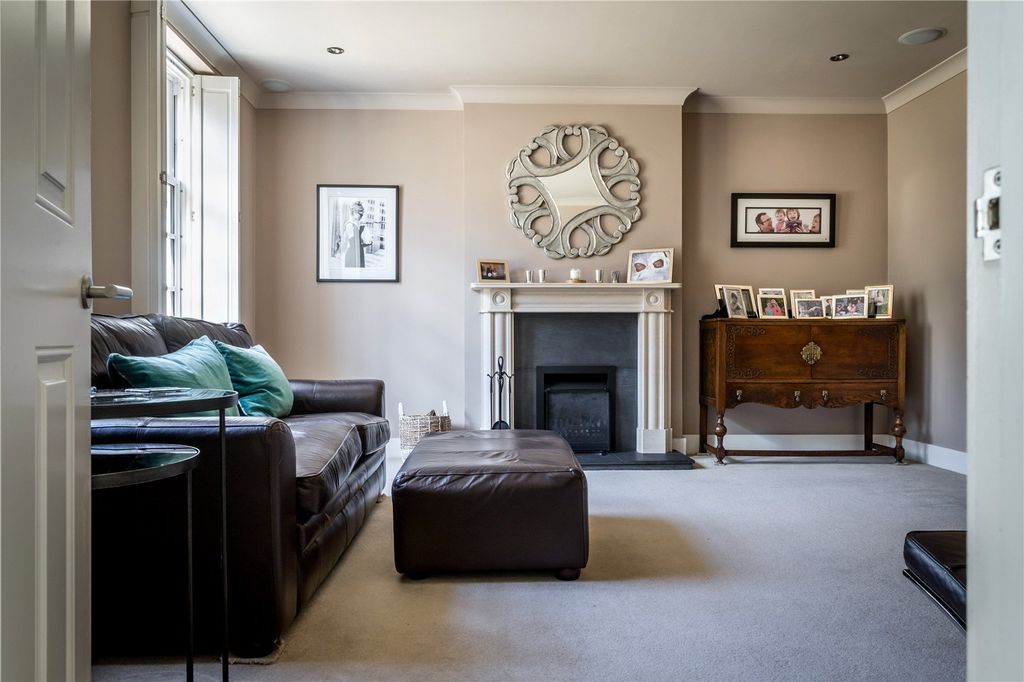 Additional image 27 of 6 bed detached house for saleMoor Lane, Woking, Surrey GU22