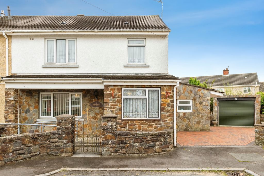 Property photo 1 of 19 Pbox-Img.Jpg