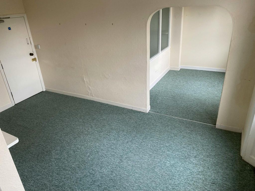 Property photo 3 of 11 3.Jpeg