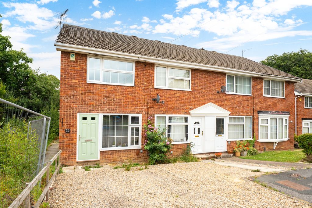 2 bed end terrace house to rentMillfield Glade, Harrogate HG2