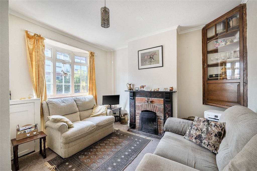 Property photo 2 of 20 Picture No. 16