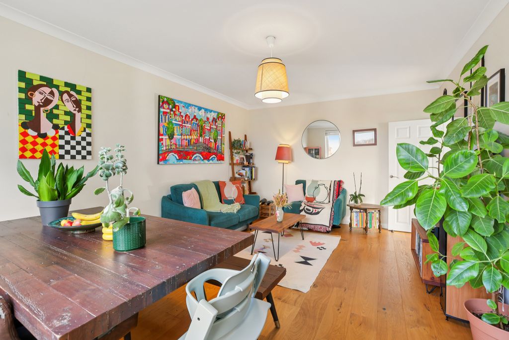 Property photo 2 of 16 Reception