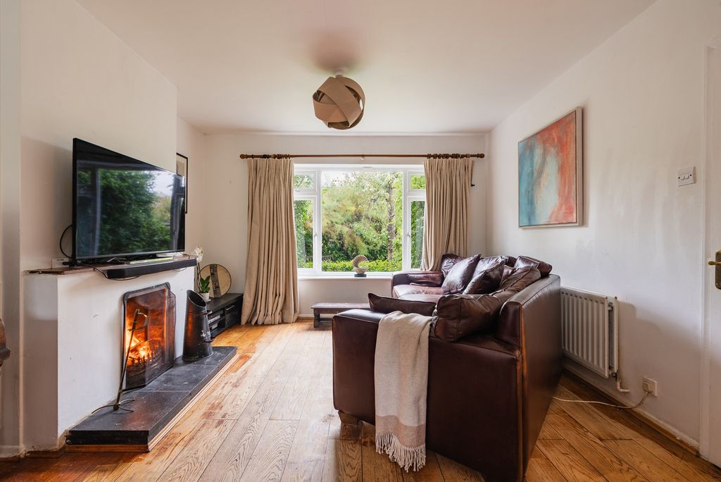 Property photo 2 of 24