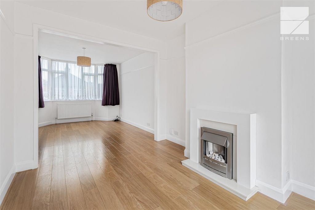 Property photo 3 of 27 27_68988_Watermarked.Jpg