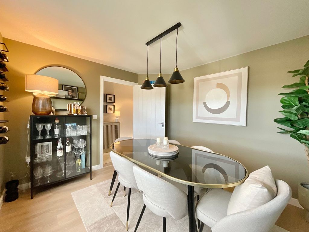 Property photo 3 of 29