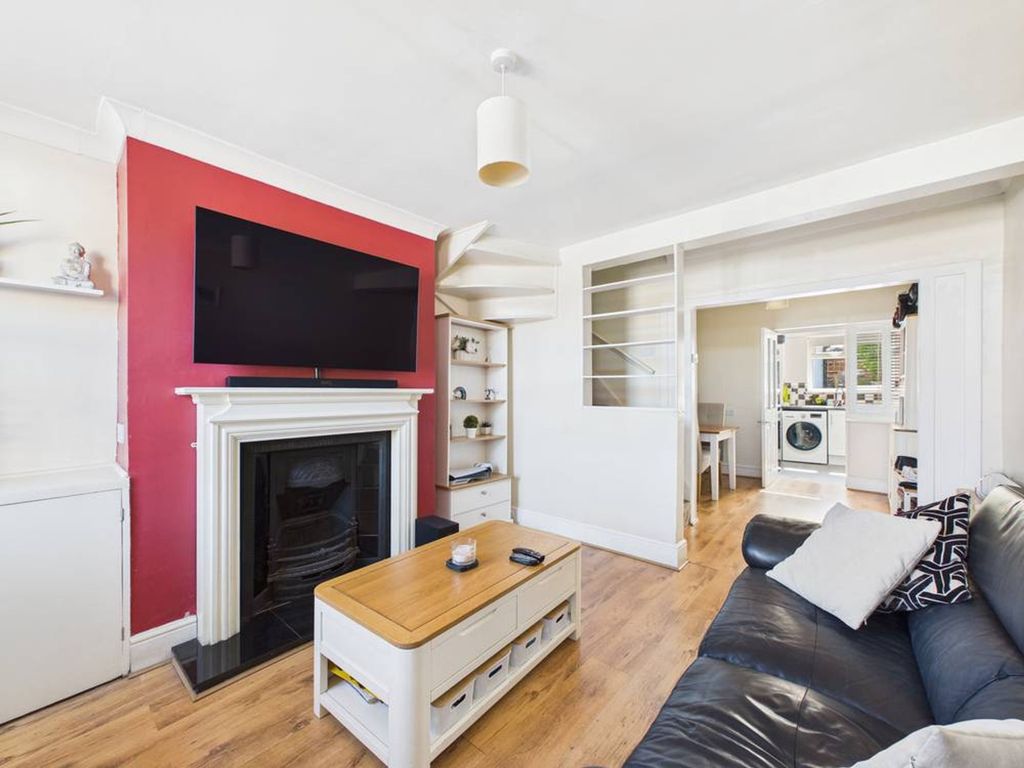 Property photo 2 of 16