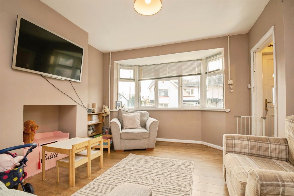 Property photo 1 of 17