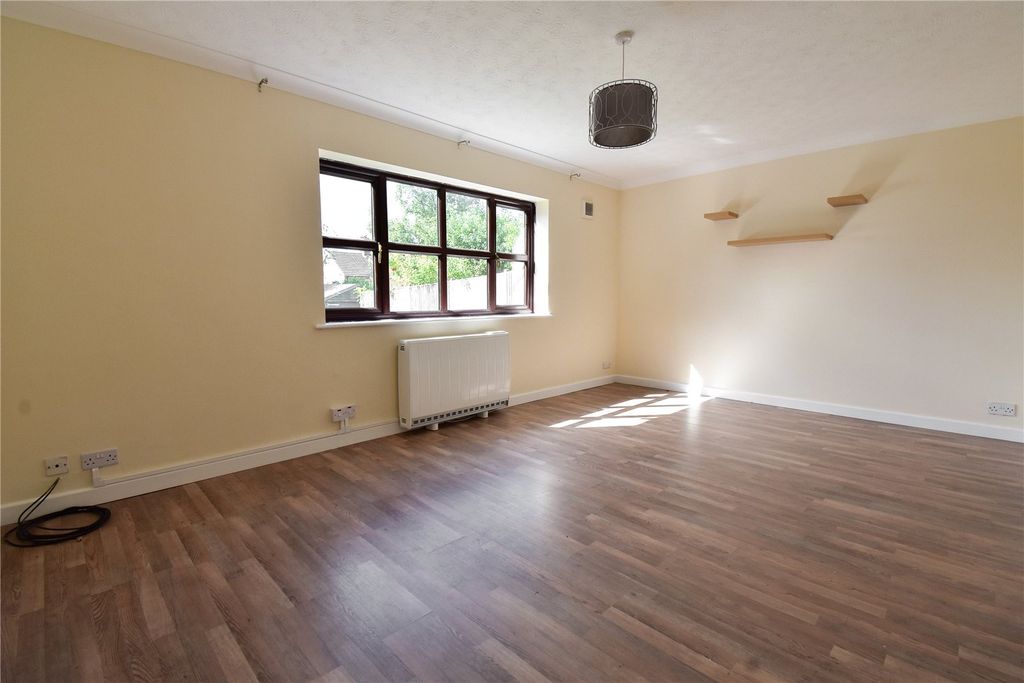 Property photo 2 of 7 Picture No. 07