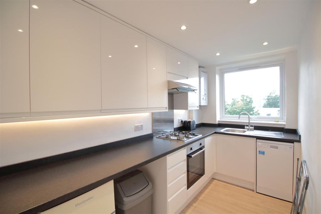 Property photo 1 of 6 Eden Harper Kings Avenue